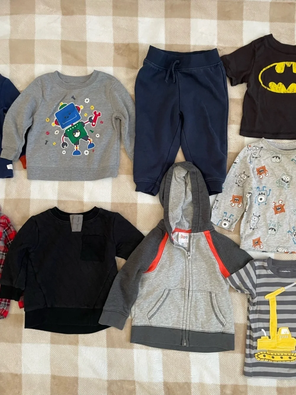 12 Piece Bundle of used baby boy clothes 12-18 months